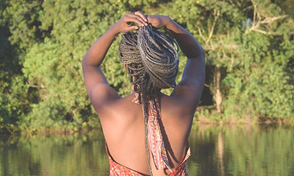 Bare Back, smooth skin, lake