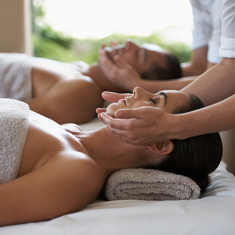 Couples massage
